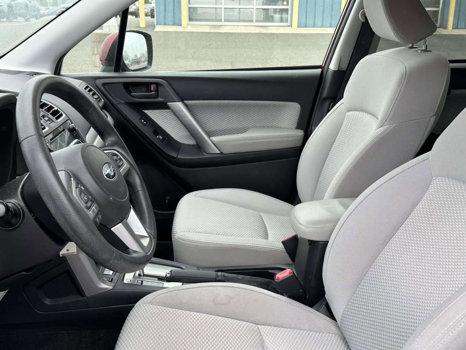 Used 2017 Subaru Forester 2.5i Premium w/ All-Weather Package image 8