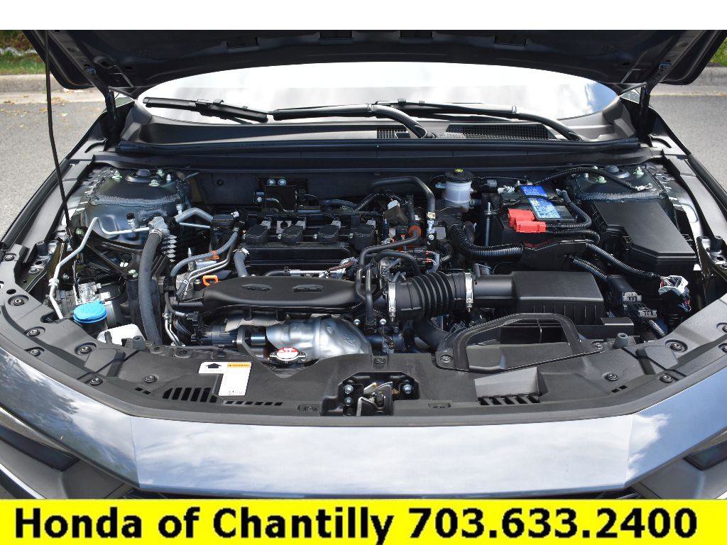 Used 2025 Honda Accord SE image 38