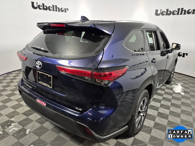Used 2023 Toyota Highlander XLE image 5