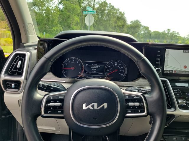 Used 2023 Kia Sorento EX FWD image 25
