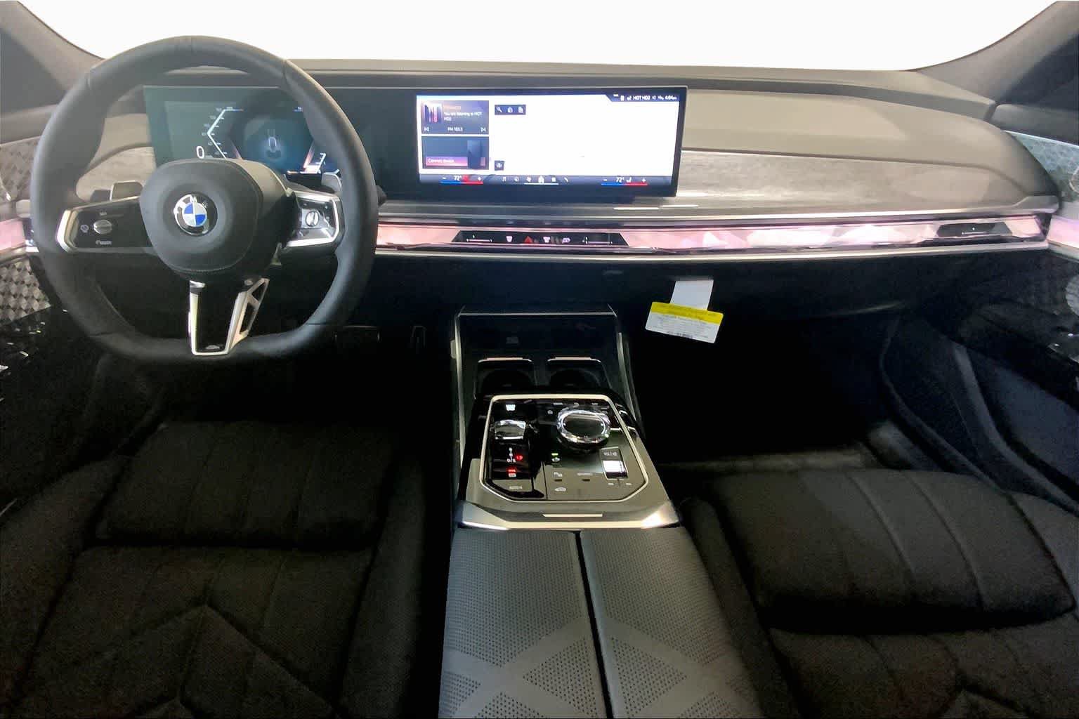 Used 2026 BMW 740i xDrive AWD/4WD image 5