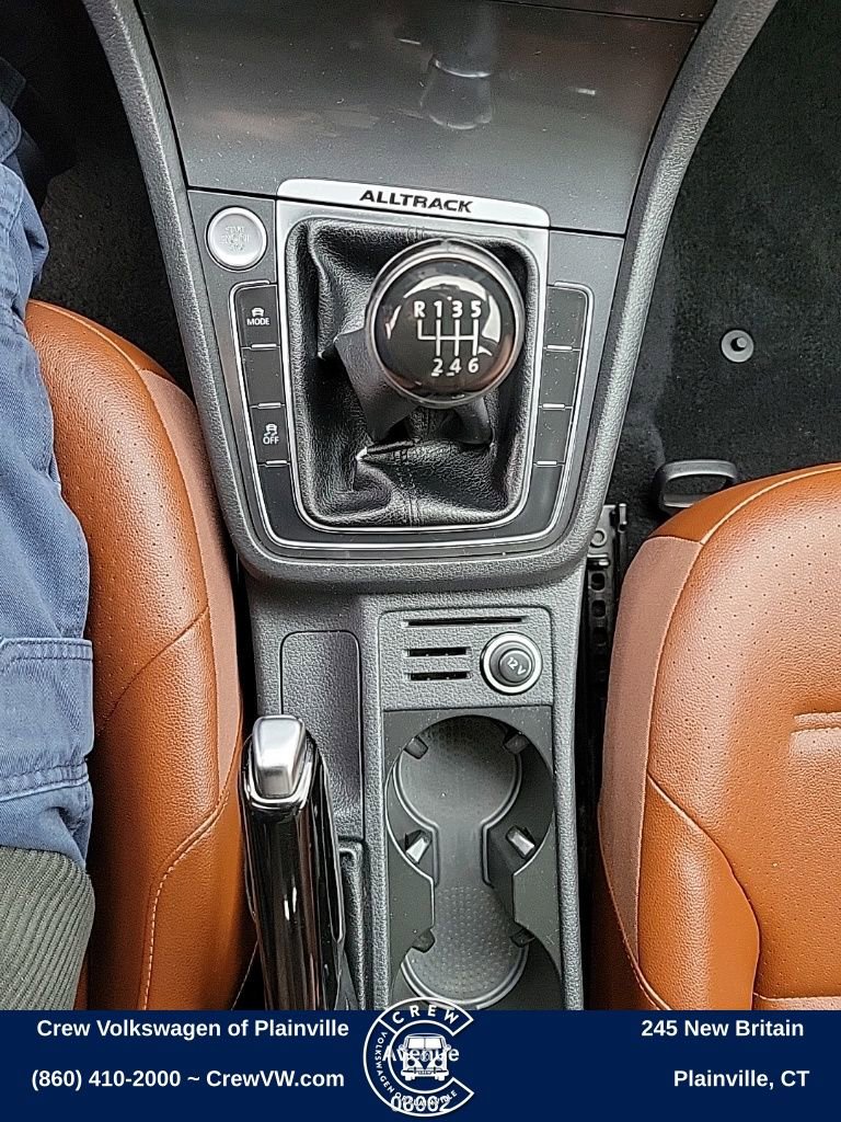 Used 2018 Volkswagen Golf Alltrack SE image 38