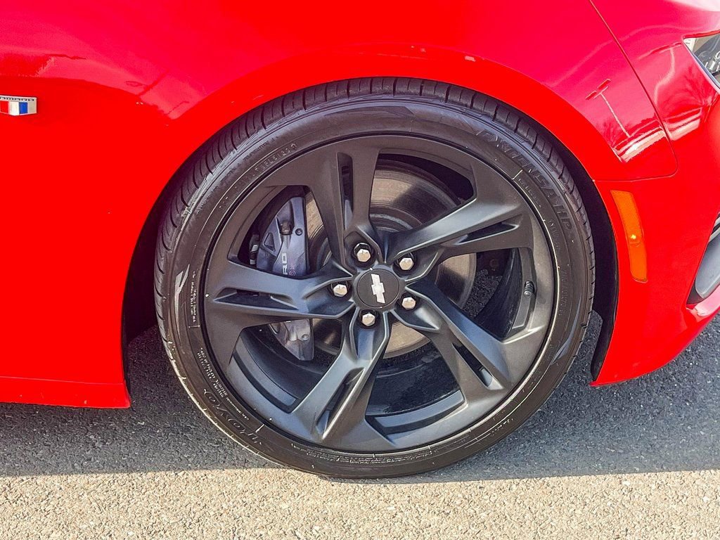 Used 2019 Chevrolet Camaro SS image 16