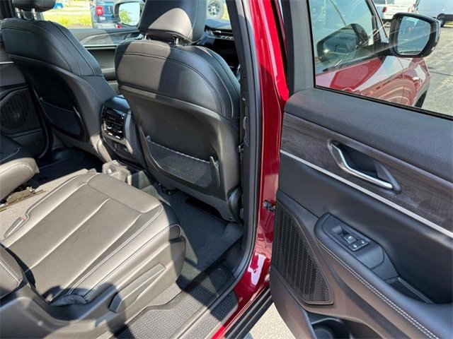 New 2025 Jeep Grand Cherokee L Limited w/ Black Appearance Package image 12