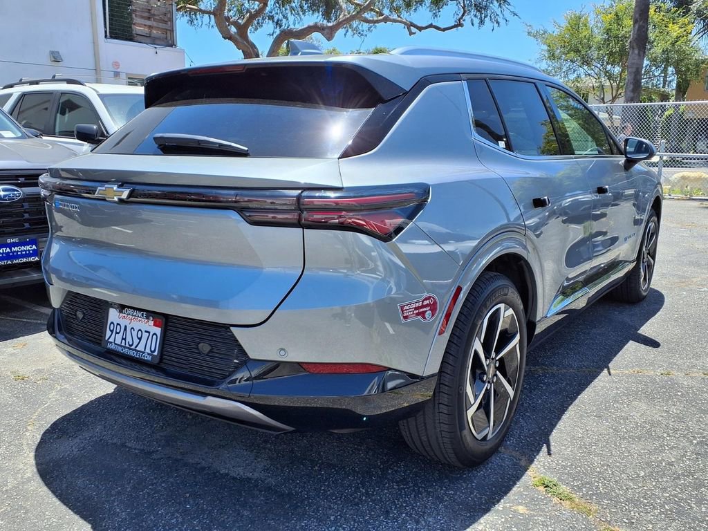 Certified 2024 Chevrolet Equinox EV LT FWD image 10