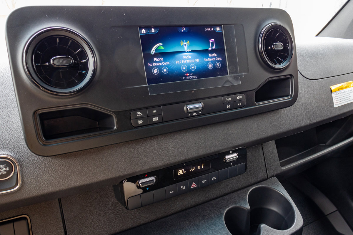 Used 2024 Mercedes-Benz Sprinter 2500 image 21