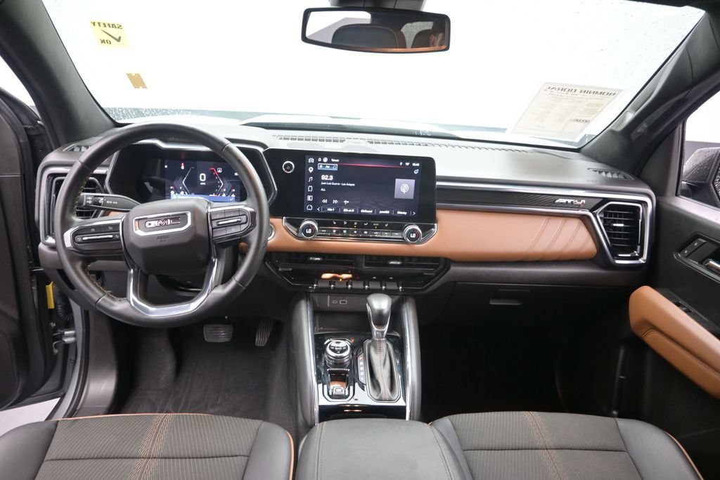 Used 2023 GMC Canyon AT4 w/ Canyon Safety Plus Package AWD/4WD image 17