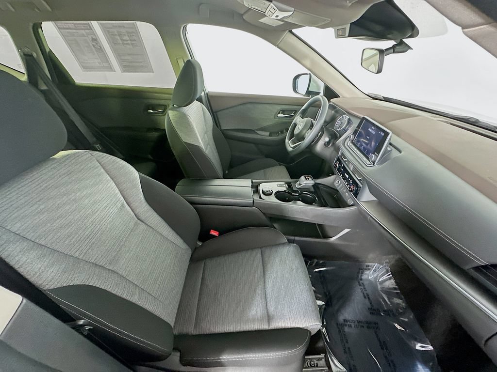 Certified 2023 Nissan Rogue SV AWD/4WD image 35