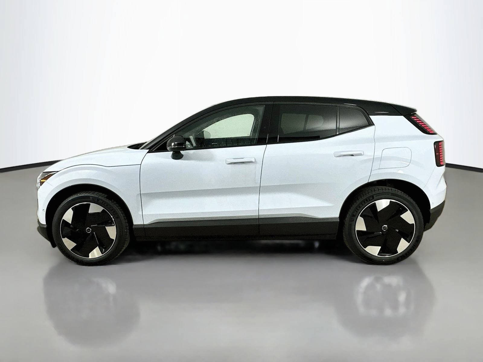 New 2026 Volvo EX30 Ultra w/ Protection Package Premier AWD/4WD image 8