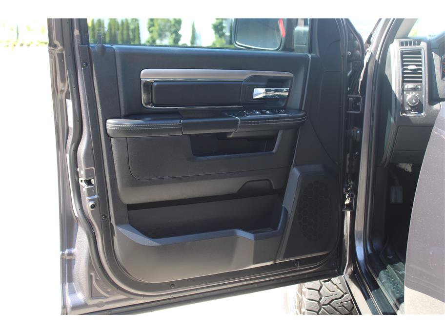 Used 2016 RAM 1500 Sport w/ Convenience Group AWD/4WD image 6