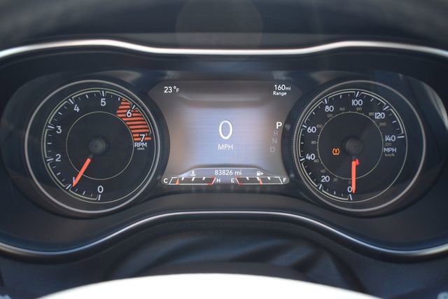 Used 2019 Jeep Cherokee Trailhawk w/ Cold Weather Group image 29