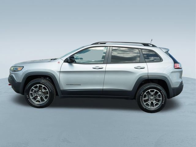 Used 2022 Jeep Cherokee Trailhawk image 4