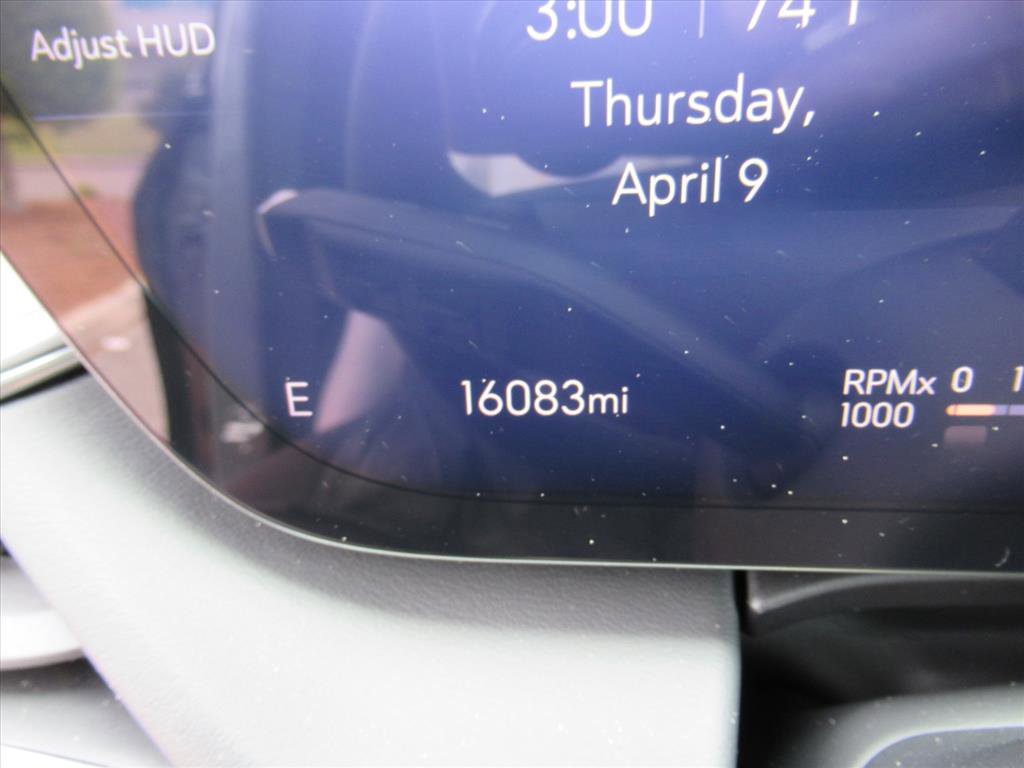 Used 2025 Buick Enclave Avenir w/ Super Cruise Package AWD/4WD image 27