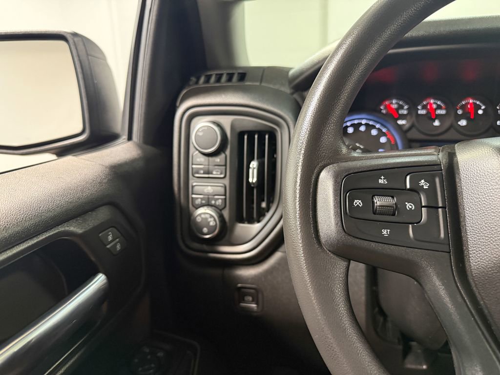 Used 2023 Chevrolet Silverado 1500 Custom image 74