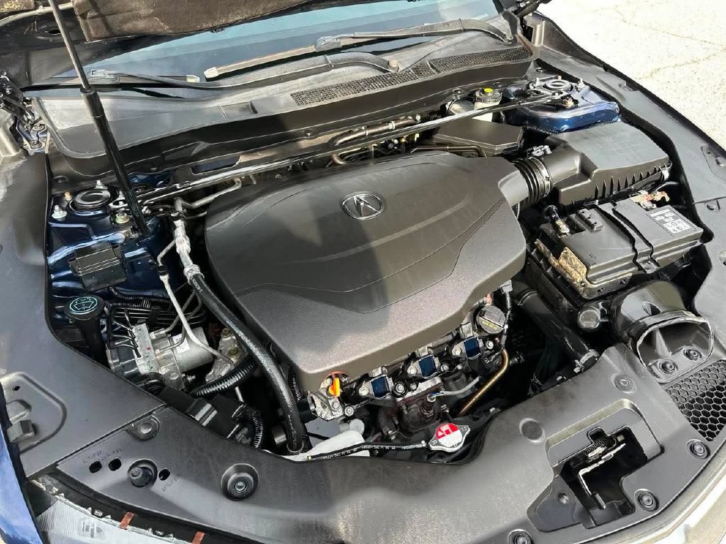 Used 2016 Acura TLX w/ Advance Package FWD image 4