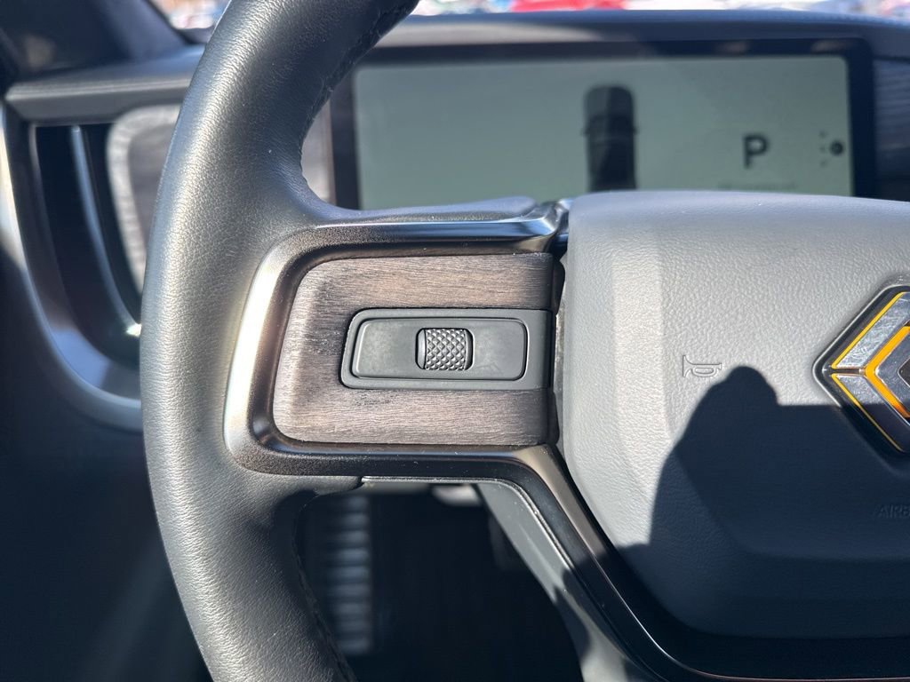 Used 2022 Rivian R1T Adventure image 17