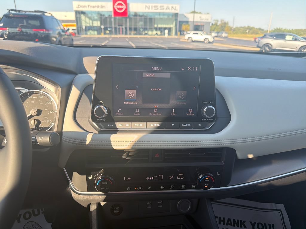 New 2026 Nissan Rogue Dark Armor AWD/4WD image 18