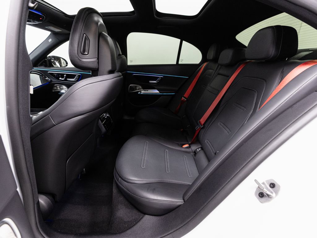 Used 2025 Mercedes-Benz E 53 AMG e 4MATIC Sedan image 27