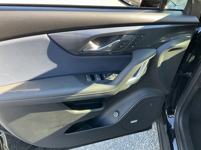 Certified 2024 Chevrolet Blazer RS w/ Driver Confidence II Package image 7