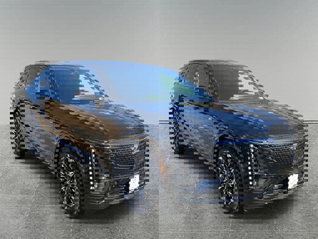 New 2024 Cadillac Lyriq Sport image 8