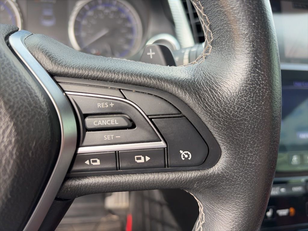 Used 2018 INFINITI Q60 Red Sport 400 w/ Sensory Package 3.0T Sport image 13