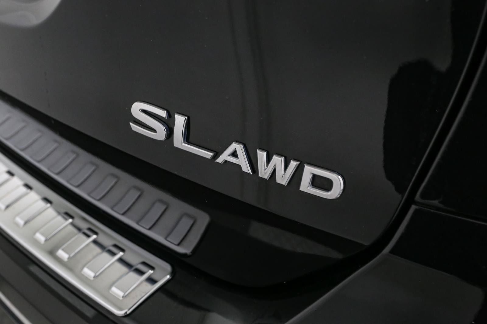 Used 2017 Nissan Rogue SL AWD/4WD image 11