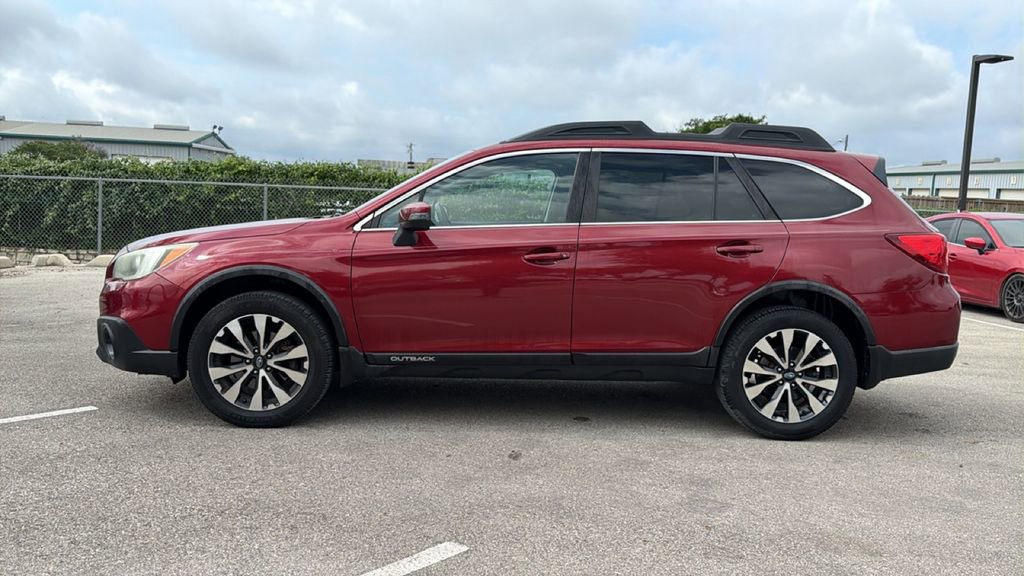 Used 2015 Subaru Outback 2.5i Limited AWD/4WD image 10