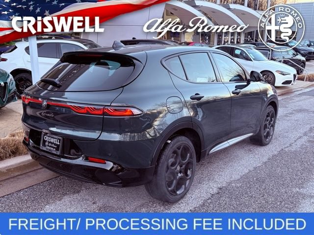 New 2026 Alfa Romeo Tonale w/ Black Premium Package AWD/4WD image 5
