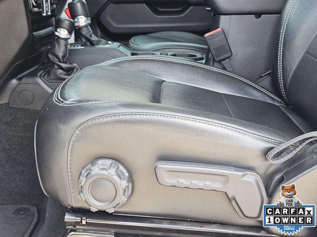 Used 2022 Jeep Wrangler Unlimited Sahara w/ Cold Weather Group image 22