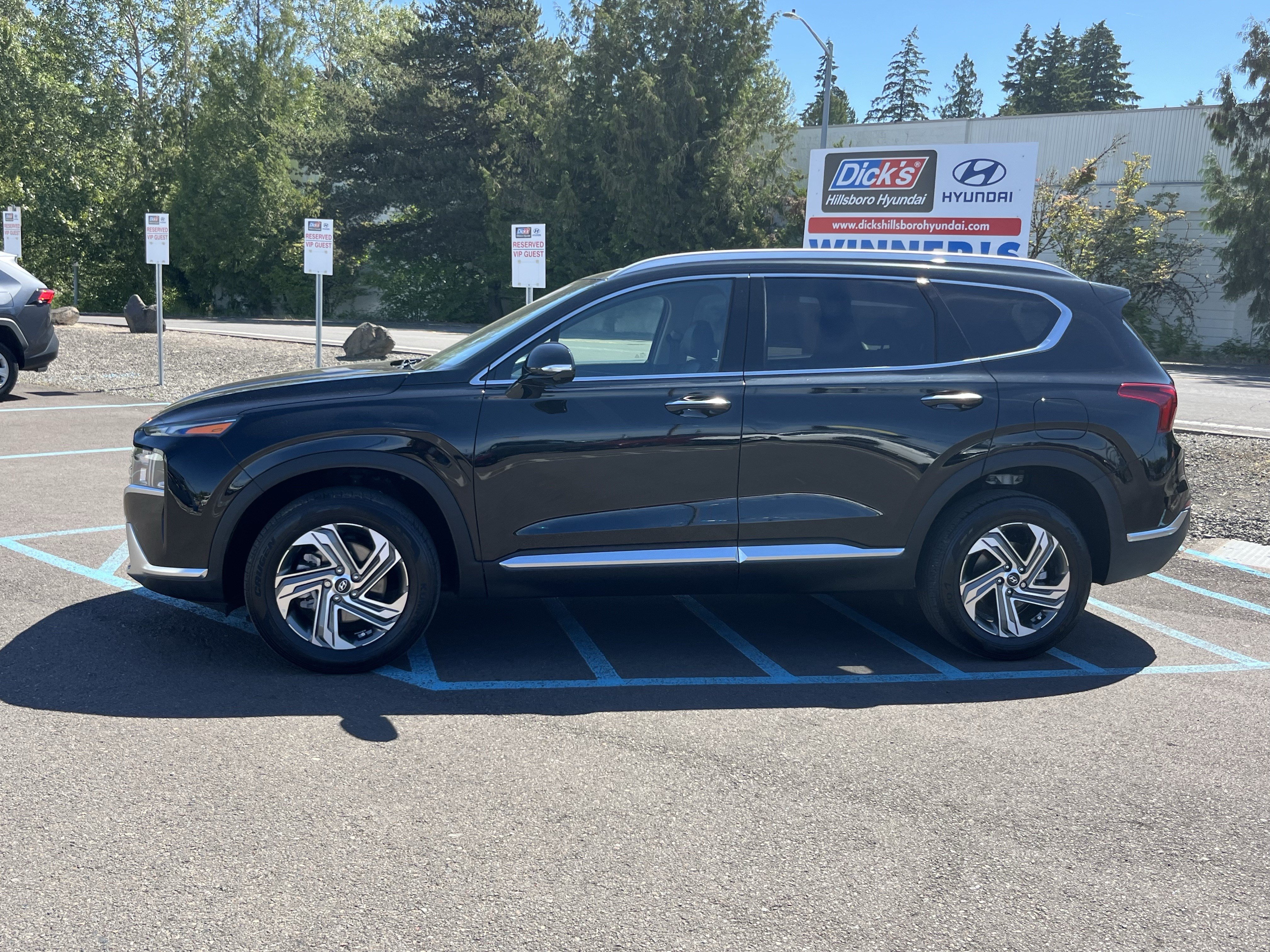 Certified 2023 Hyundai Santa Fe SEL w/ Premium Package AWD/4WD image 2