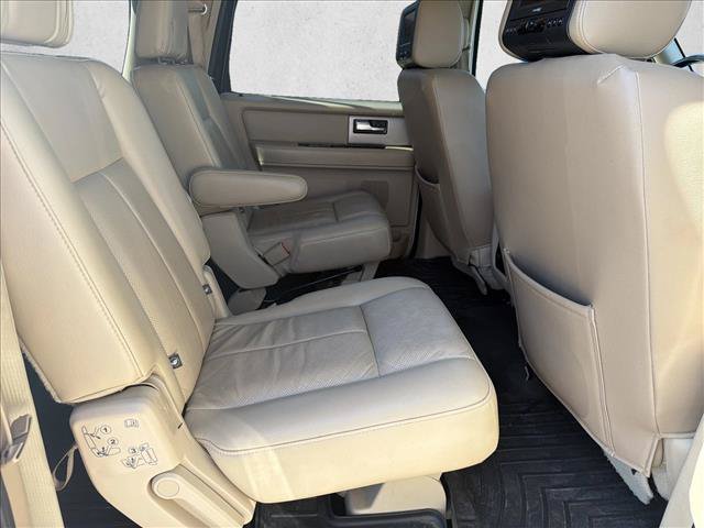 Used 2017 Ford Expedition EL Limited w/ Equipment Group 301A AWD/4WD image 23