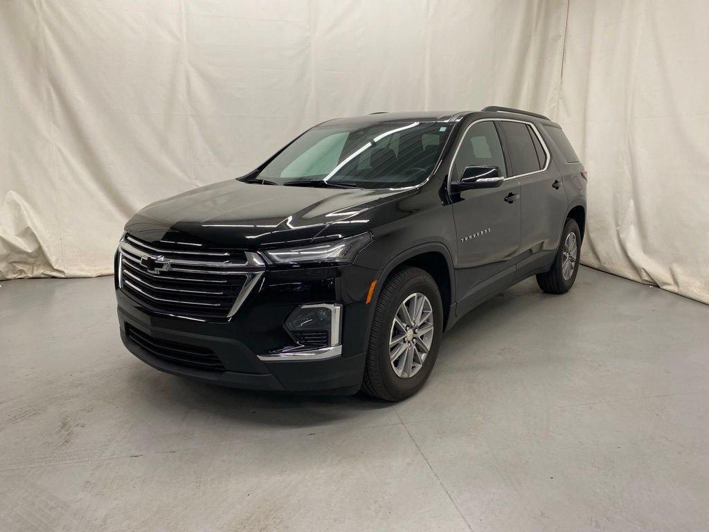 Used 2024 Chevrolet Traverse LT w/ LPO, Floor Liner Package AWD/4WD image 2