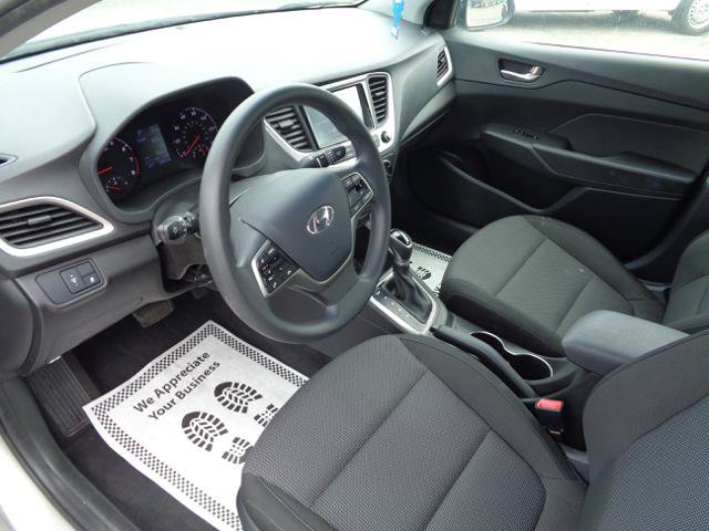Used 2022 Hyundai Accent SEL FWD image 22