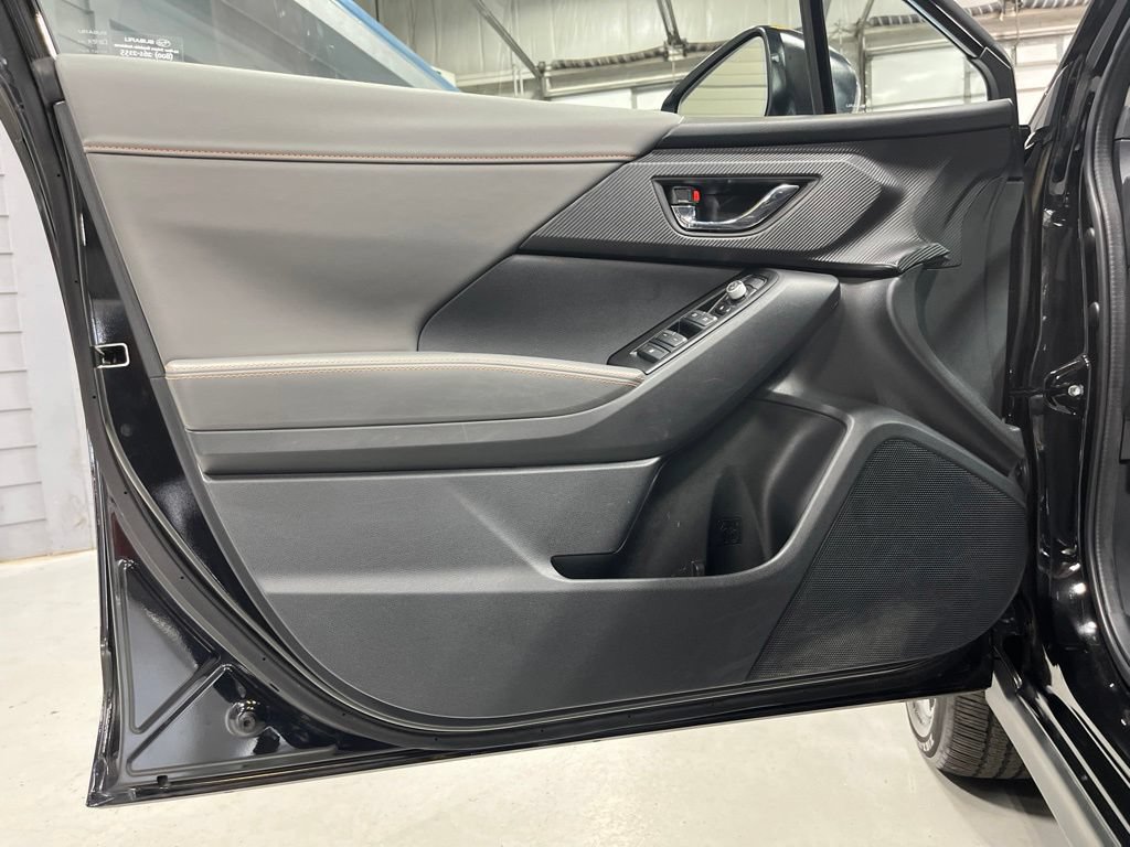 Certified 2024 Subaru Crosstrek 2.5i Limited w/ Crosstrek Mirror Package AWD/4WD image 10