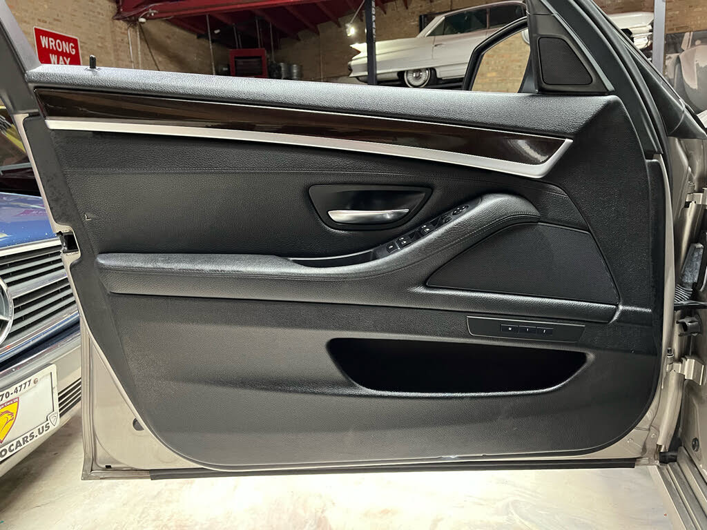 Used 2014 BMW 528i xDrive Sedan AWD/4WD image 29