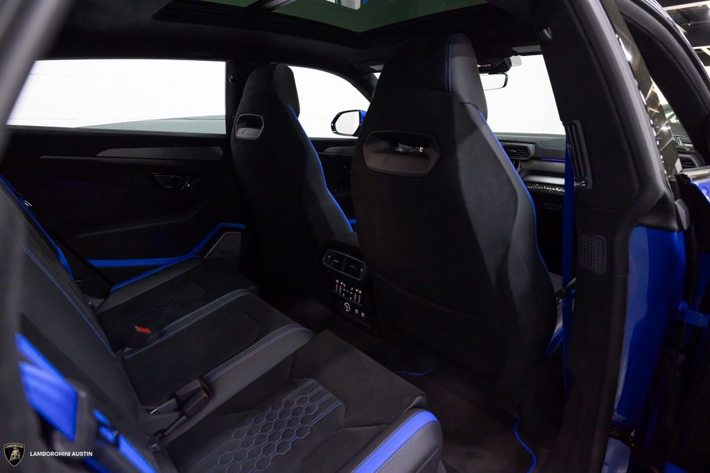 Used 2024 Lamborghini Urus Performante image 36