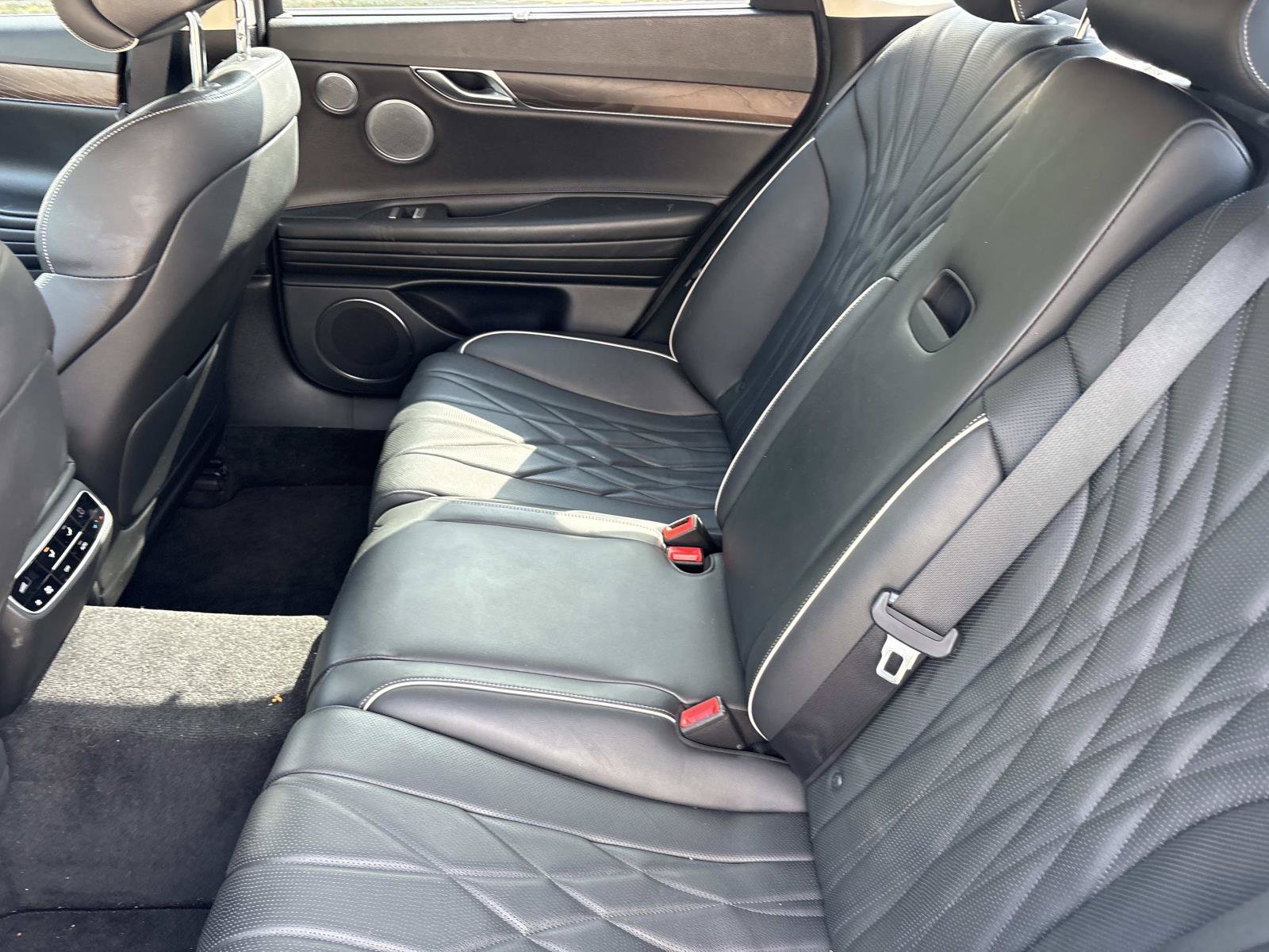 Used 2021 Genesis G80 3.5T RWD image 31