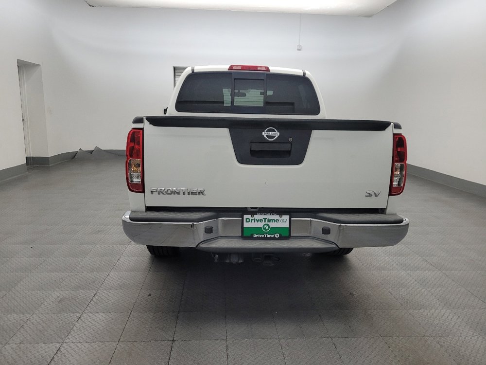 Used 2019 Nissan Frontier SV image 6