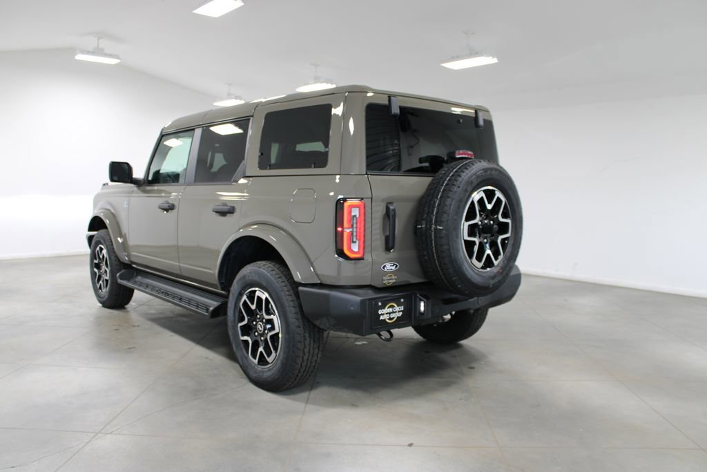 New 2026 Ford Bronco Outer Banks image 6