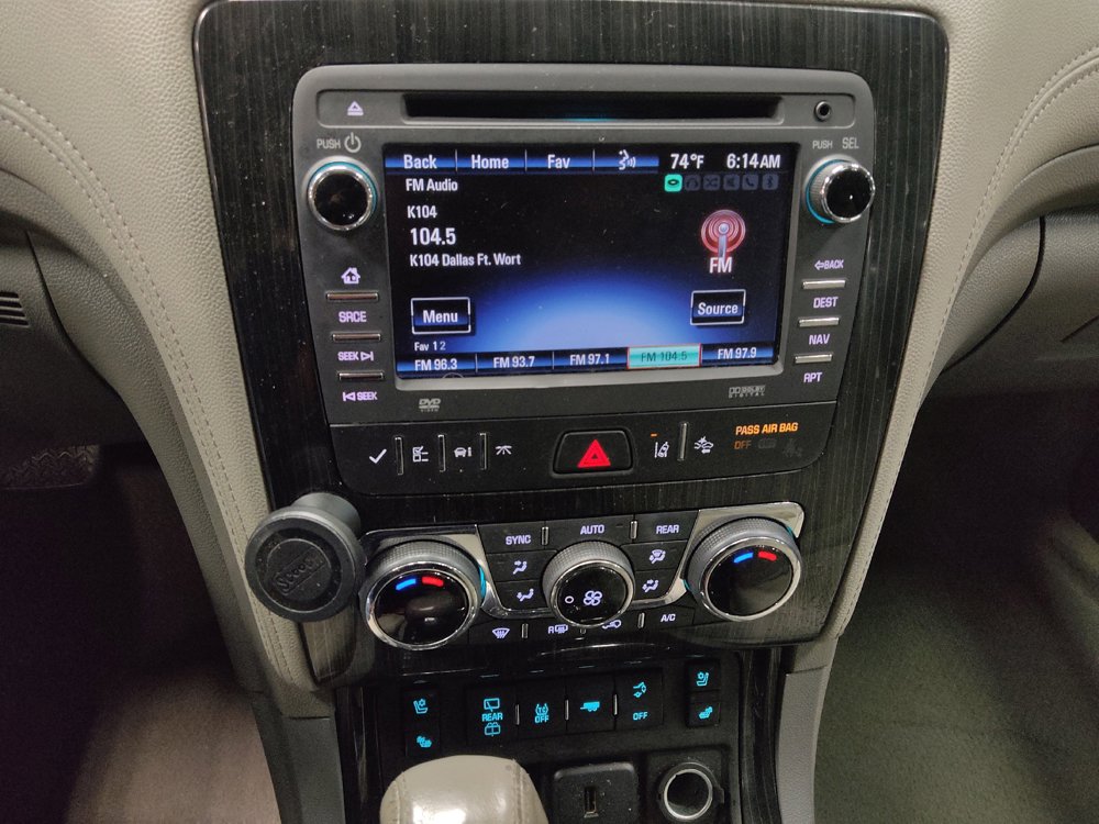 Used 2017 Chevrolet Traverse Premier FWD image 25