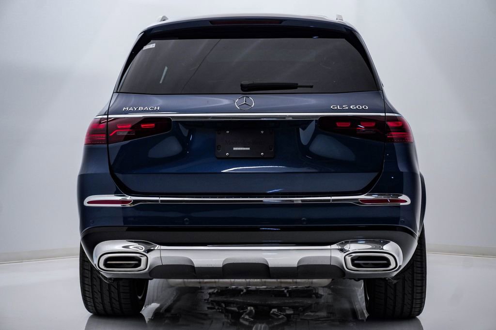 Used 2026 Mercedes-Benz Maybach GLS 600 4MATIC image 9