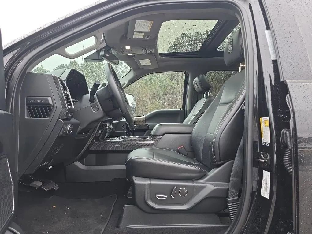 Used 2019 Ford F250 Lariat w/ Lariat Ultimate Package AWD/4WD image 15
