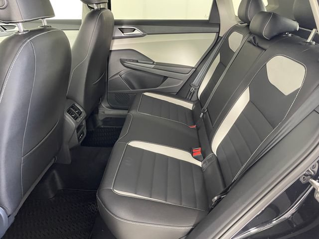 New 2026 Volkswagen Taos SEL AWD/4WD image 14