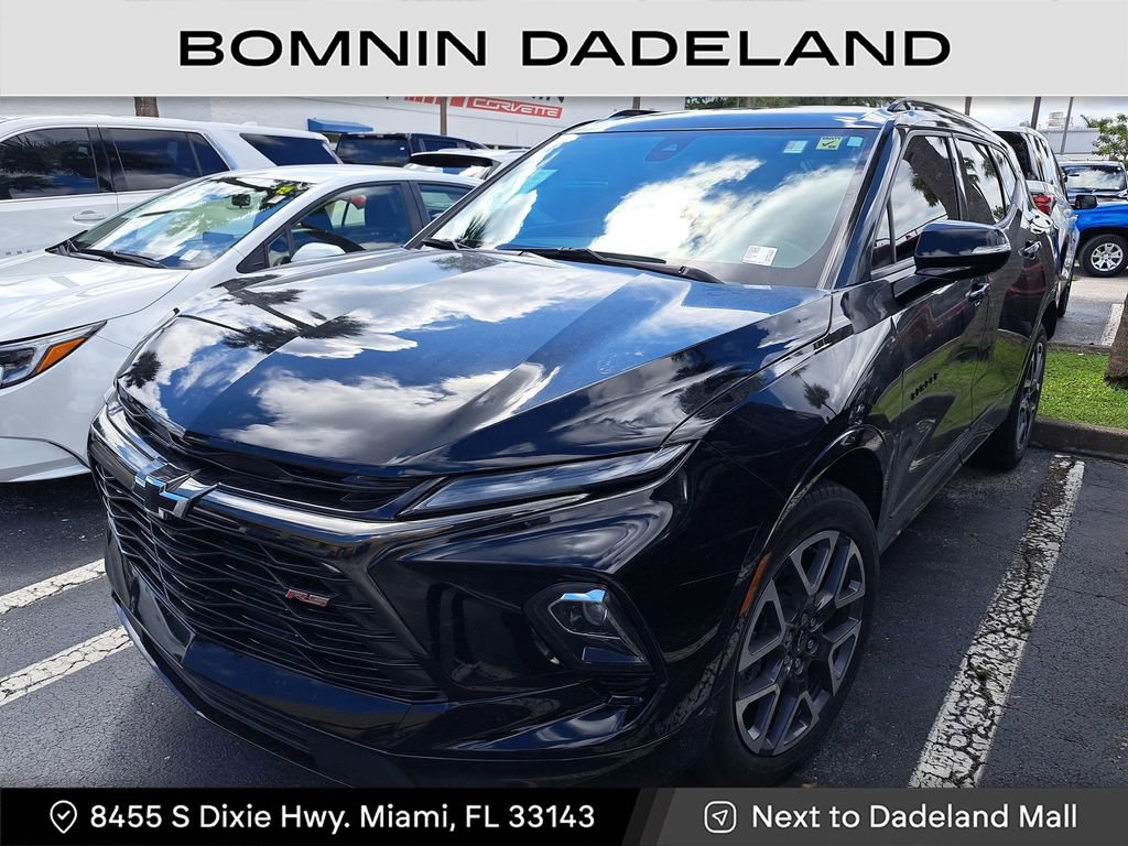 Used 2023 Chevrolet Blazer RS w/ Driver Confidence II Package image 2
