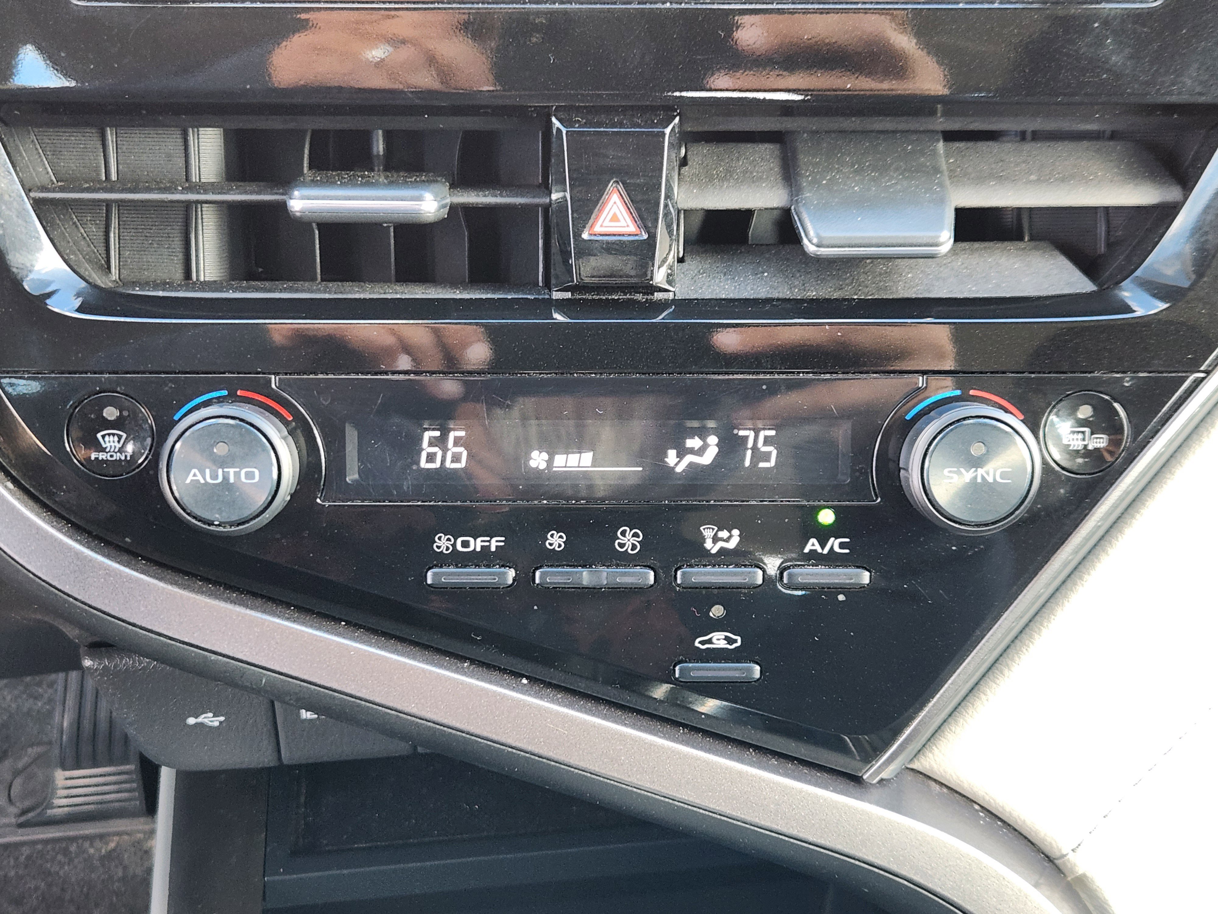 Used 2023 Toyota Camry LE image 20