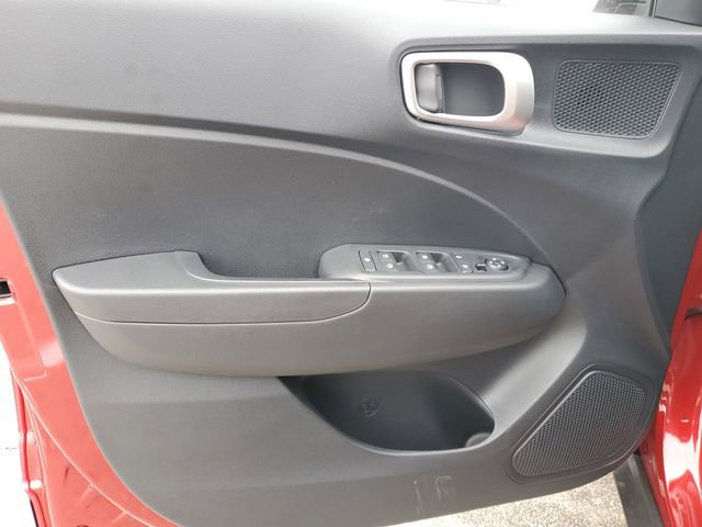 New 2026 Hyundai Venue SE image 15