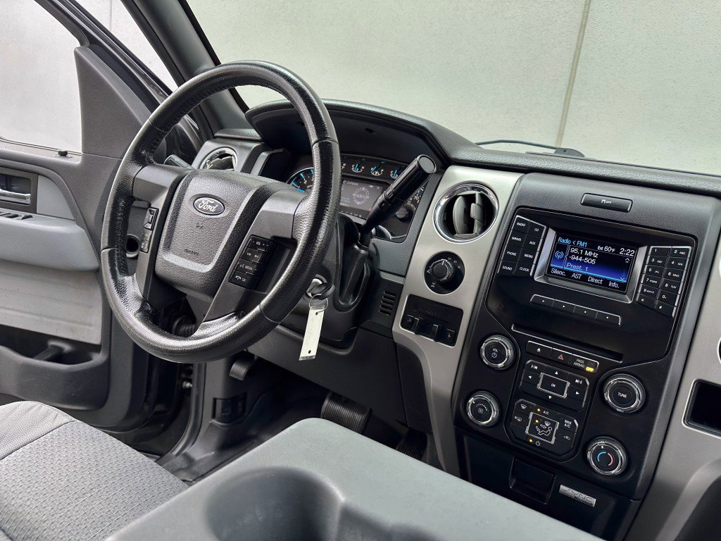 Used 2013 Ford F150 XLT w/ Luxury Equipment Group image 30