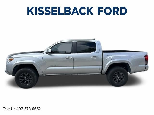 Used 2023 Toyota Tacoma SR5 w/ Technology Package image 6
