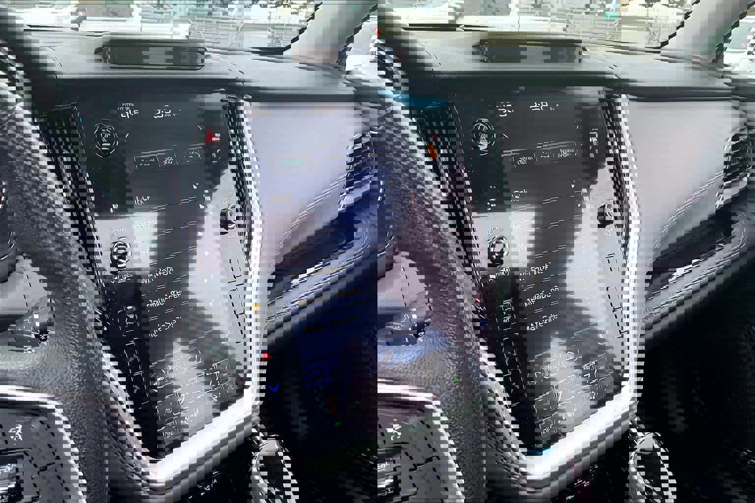 Used 2022 Subaru Outback Limited image 23