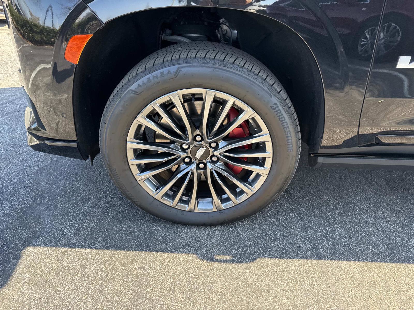 Used 2024 Cadillac Escalade V image 9